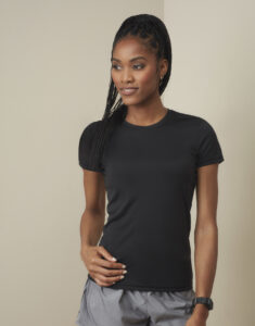 Kerge ja hingav naiste spordisärk Sports-T Women